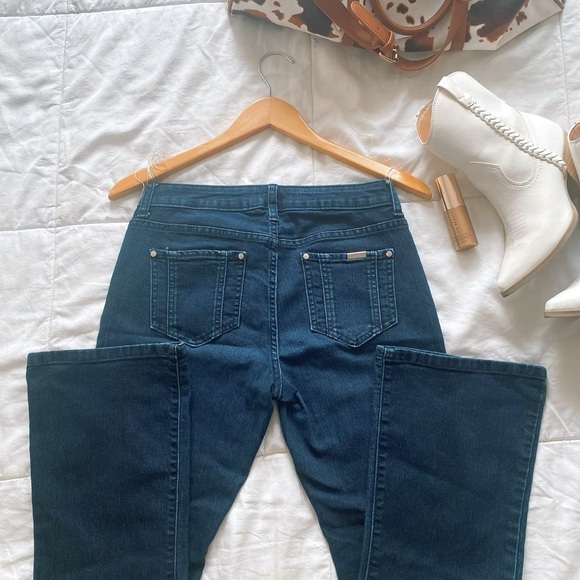 Jennifer Lopez bootcut jeans - Picture 5 of 15